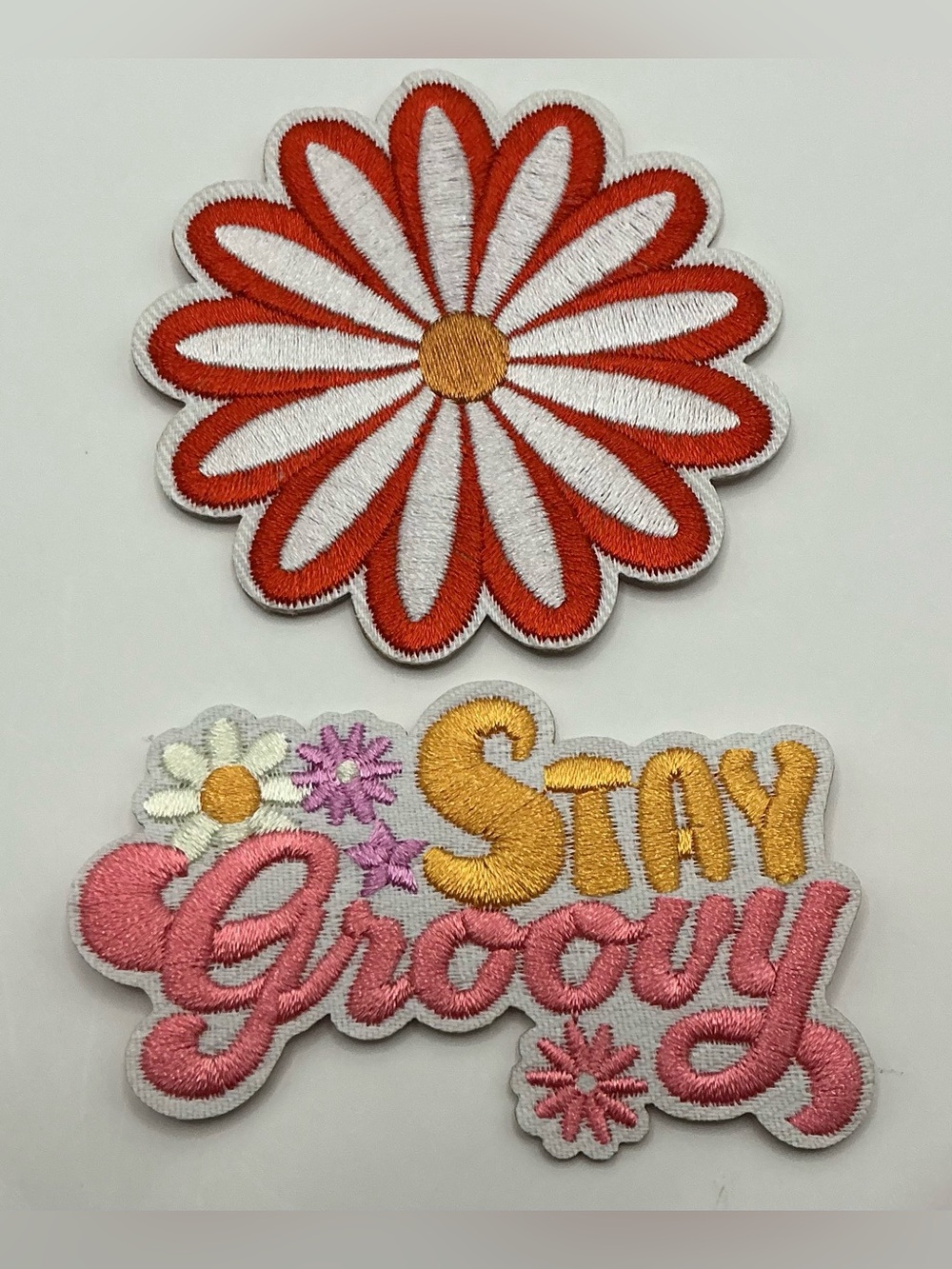 2 FUN MOTIVATIONAL IRON OR SEW ON PATCHES GROOVY AND DAISY NWOT